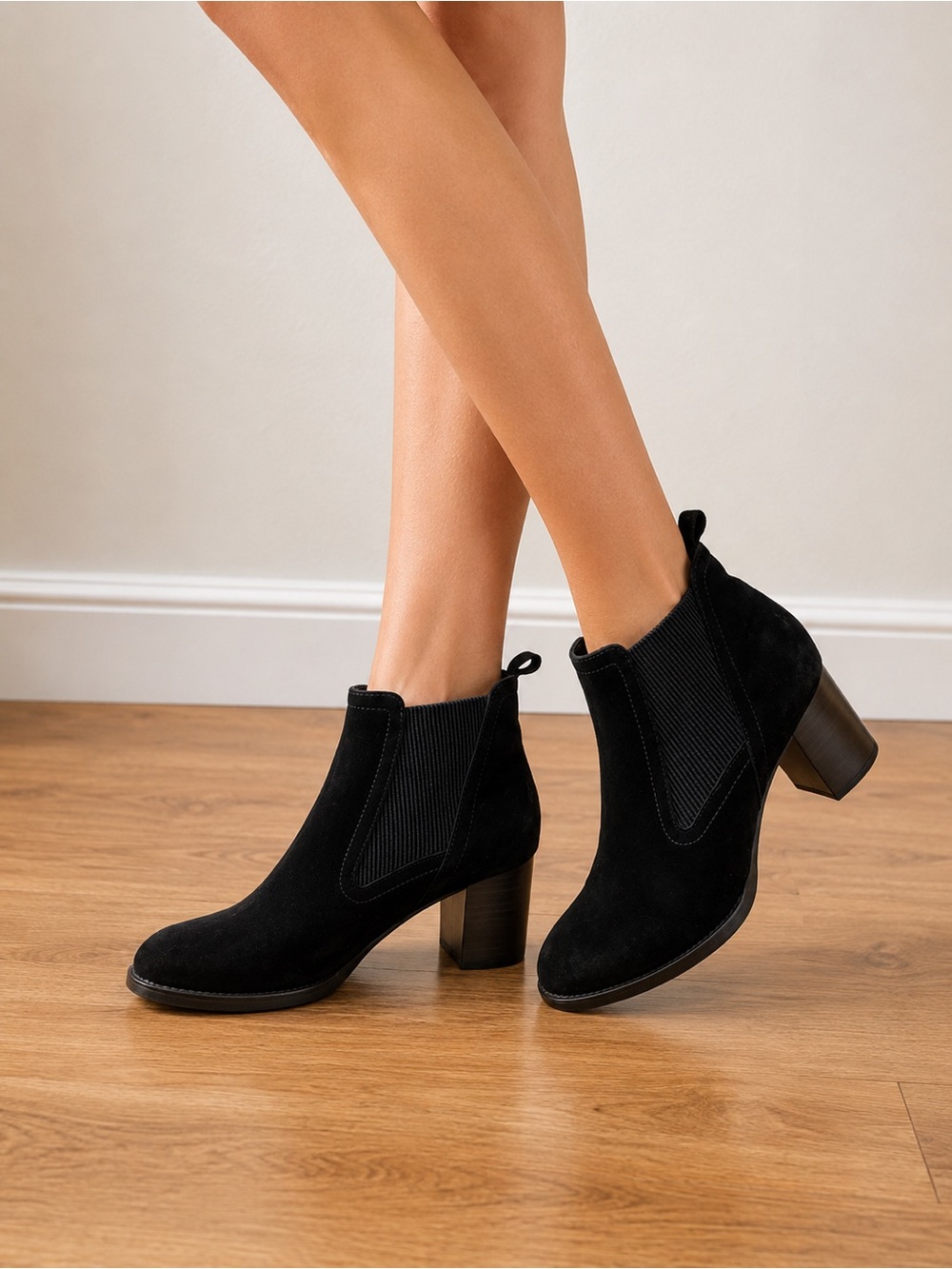 Peter Kaiser black ankle boots genuine suede leather chunky almond toe size 7